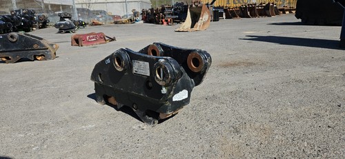 Quick Hitch w/ 45mm Pins - Used - Price £750.00 + VAT @ 20% - C125 - Picture 6 of 8