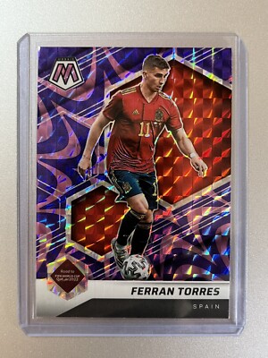 Ferran Torres Spain Panini Mosaic World Cup Soccer 2022 PURPLE REACTIVE PRIZM