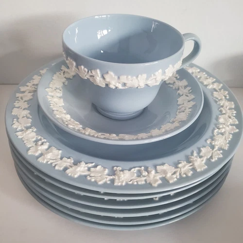 Wedgwood Queensware Dessert Coffee Set For 6 Cream On Blue 18 Pcs  #2 Of 3