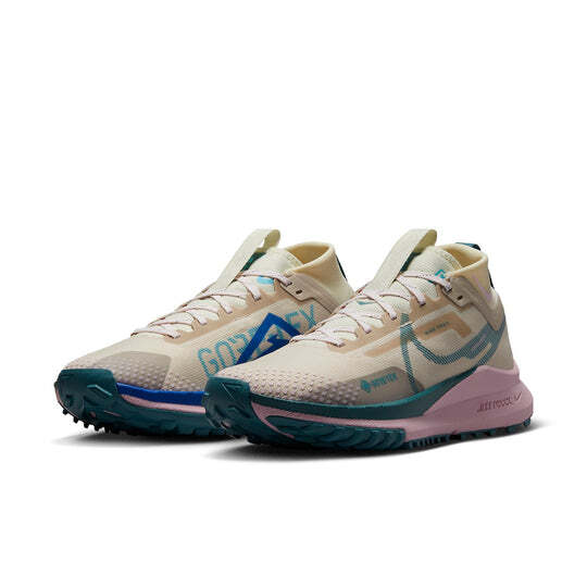 Nike Wmns React Pegasus Trail 4 GORE-TEX Sanddrift Pearl