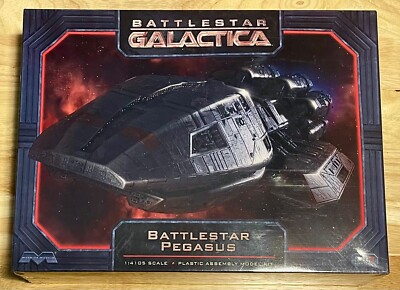 BSG BATTLESTAR PEGASUS 1/4105 SCALE KIT BY MOEBIUS