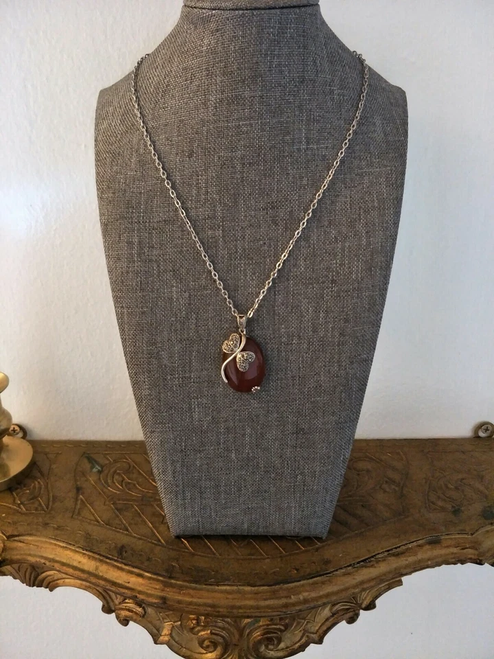 Red Quartz Crystal 18 Inches Necklace  - Image 2 of 4