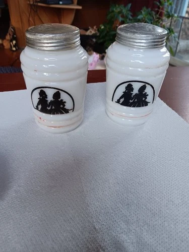 PAIR VTG HAZEL ATLAS MILK GLASS RANGE TOP SALT & PEPPER. 1397