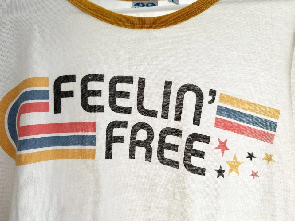 Camiseta estilo años 70 Junk Food Feelin' Free talla L diseño gráfico blanco roto Foto 2 de 4