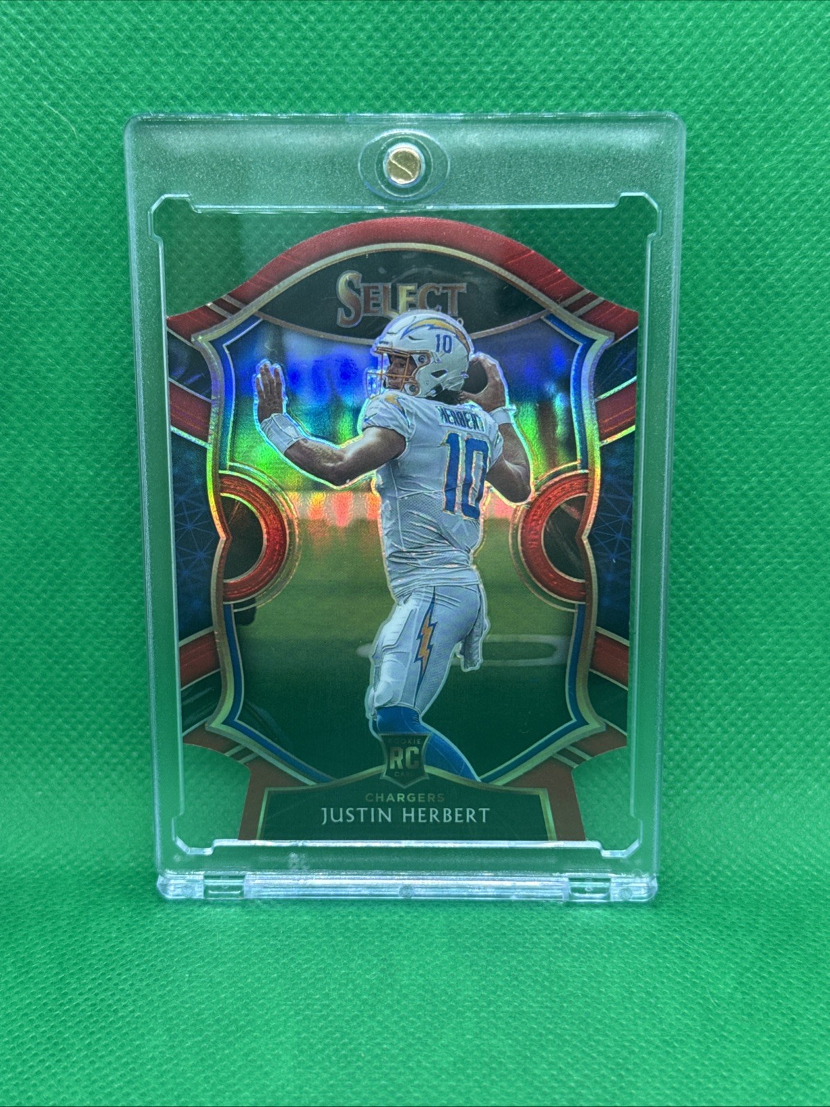 2020 Panini Select - Concourse Justin Herbert #44 Red Prizm Die-Cut (RC)