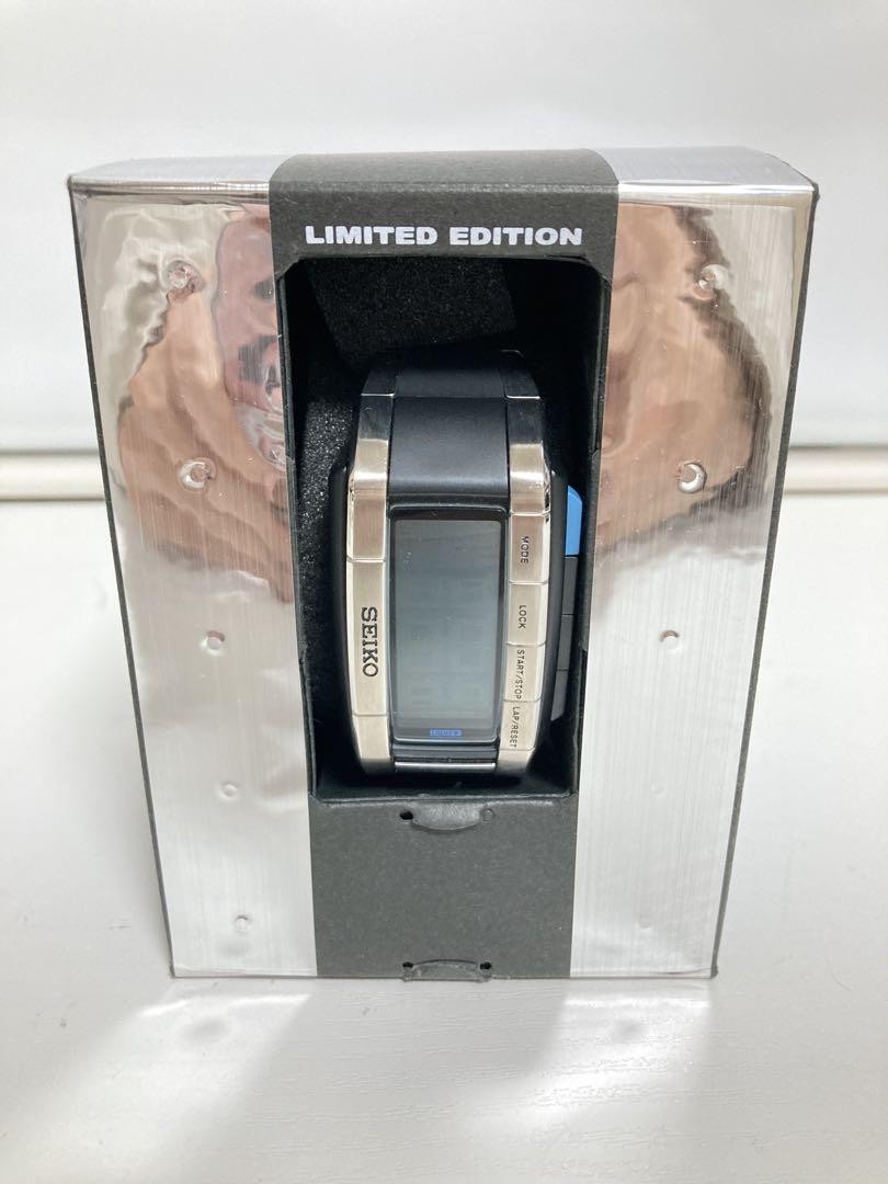 FINAL FANTASY SEIKO 2001限定版 デジタル腕時計 Seiko Final Fantasy SEIKO 2001 Limited Edition Digital