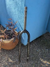 Surly 27.5 V or Disc brake rigid chromoly bicycle fork.