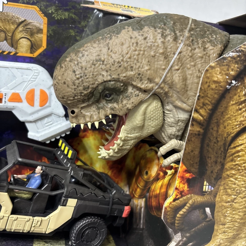 Jurassic World Rebirth Track N Chomp Distortus Rex RC Remote Control IN HAND NEW - Image 3 of 4