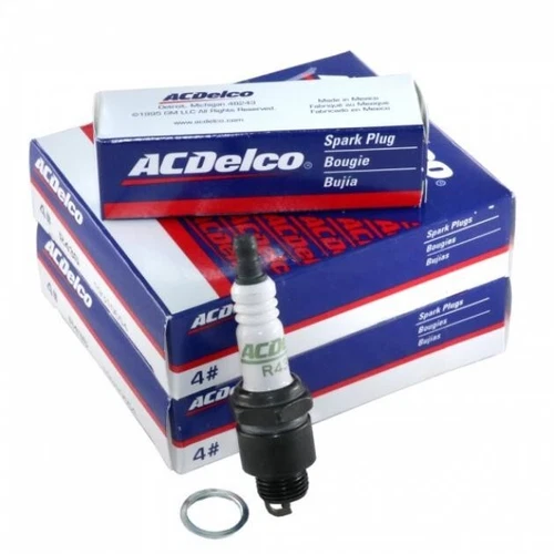 New Genuine GM ACDelco Spark Plugs R43S Set Of 8