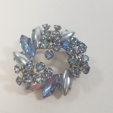 Vintage Blue Rhinestone Brooch Silver Tone Wreath Pin