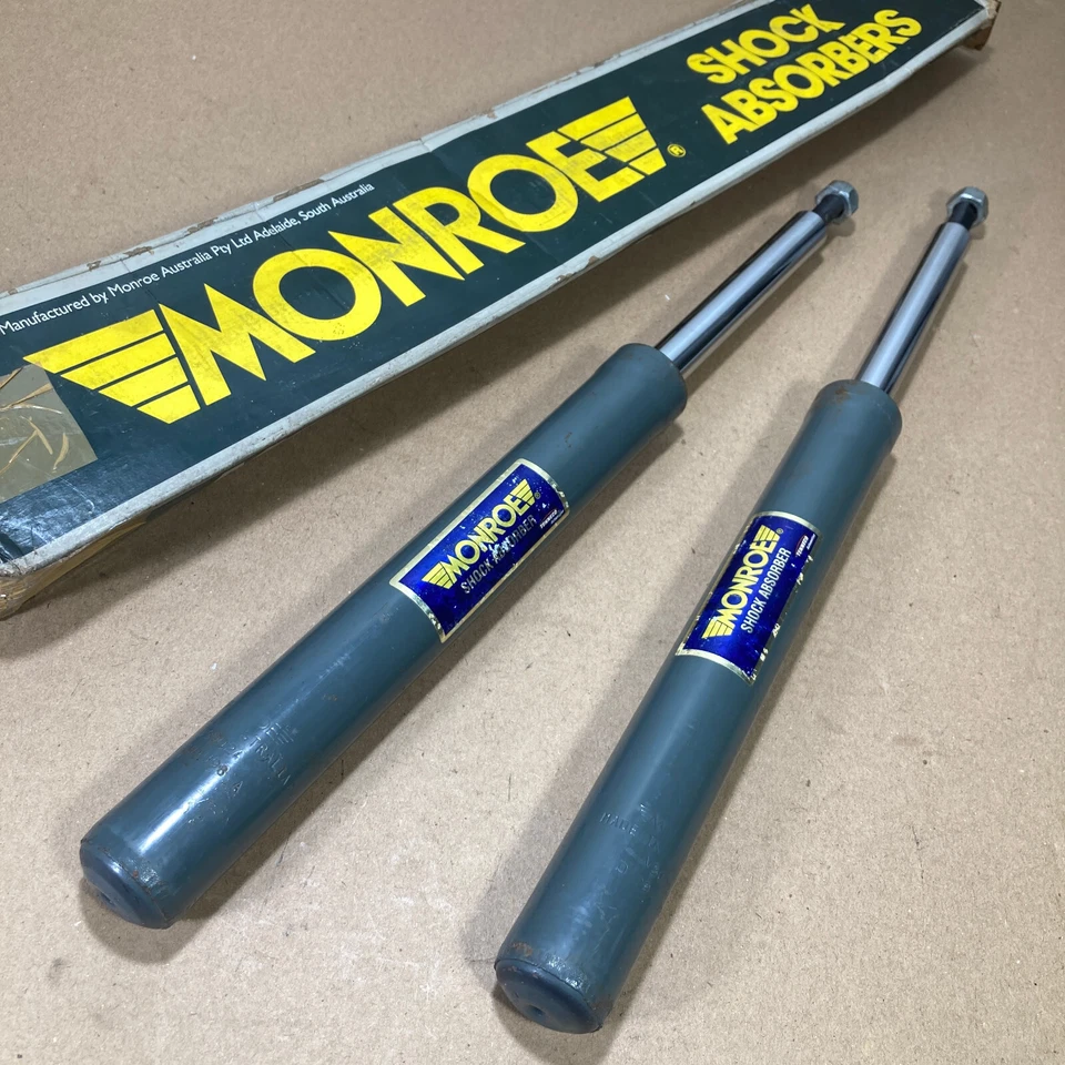 Par de amortiguadores delanteros aptos para Daihatsu Espass 1.3 1.6 S91 S92 Foto 3 de 4