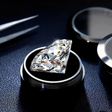 4 Ct Certified Lab-Grown CVD Loose Diamond F-Color VVS1 Clarity Round Cut 5NSV