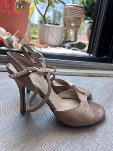 Madame Pivot beige satin Argentine Tango Shoes, Size 36, 3.5” Heel, Pink Color