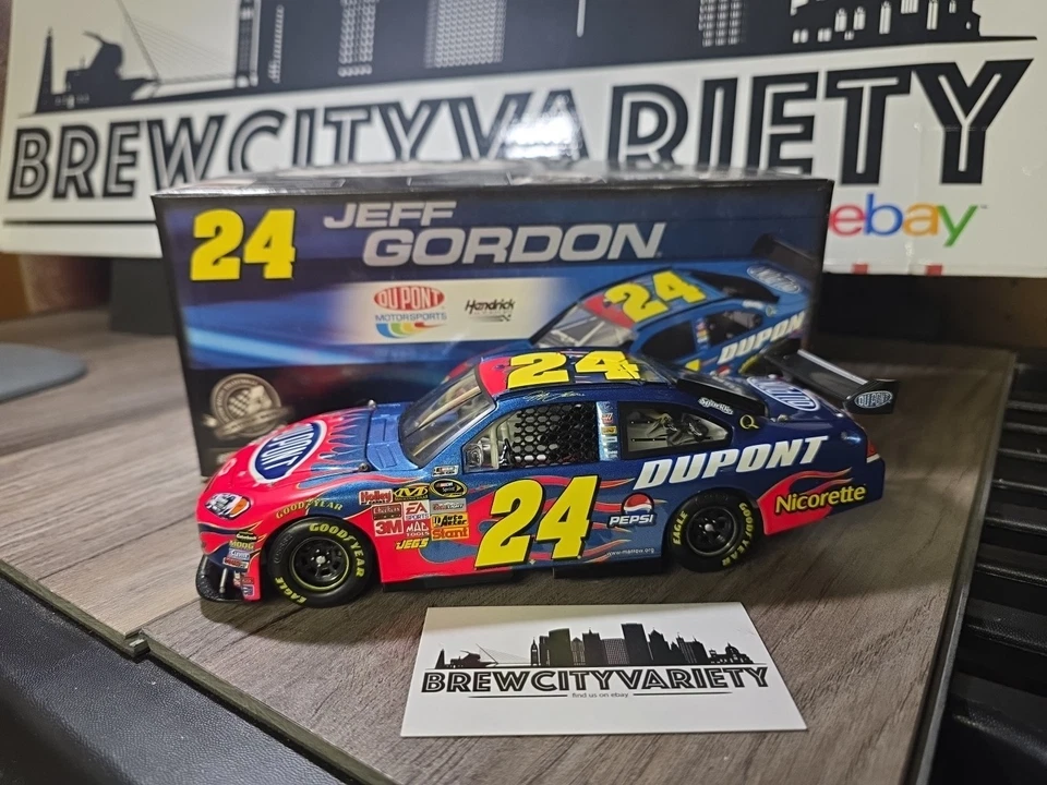2008 Jeff Gordon #24 DuPont Chevrolet Impala SS COT 1/24 Action Nascar Diecast - Image 2 of 4