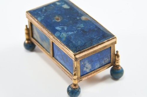 Q02D06- Lapislazuli Dose mit feuervergoldeter Montierung 18./19.Jh - Bild 8 von 12