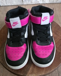 Girks Nike Court Pink Black Size 10 Euc Sneakers Shoes