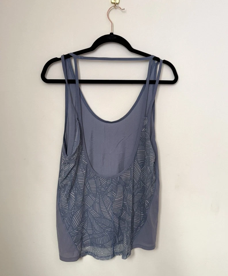 Rare Women's Lululemon Cool To Street Tank In Blue Denim Size 10 Yoga - Image 3 of 4