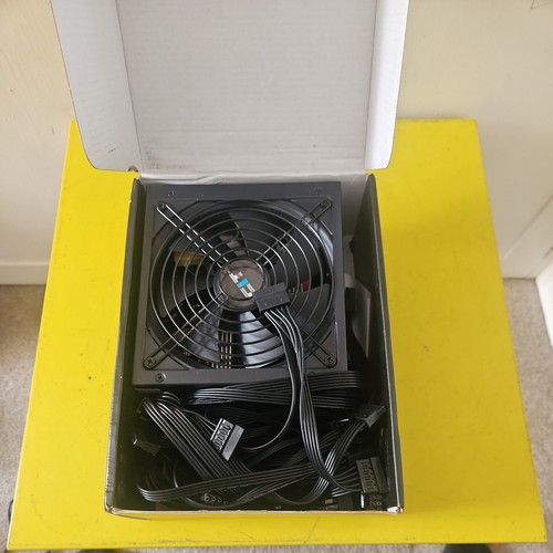 Corsair CV Series CV650 650W 80 Plus ATX Power Supply Black - Photo 8/8