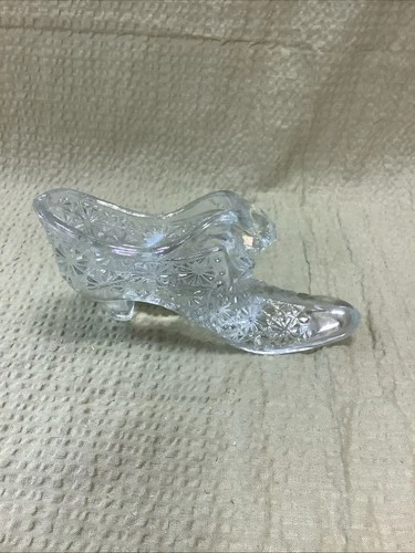 Iridescent Fenton Art Glass - Daisy & Button - Slipper with Cat Head