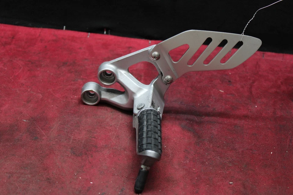 Juego trasero izquierdo Suzuki GSXR 600/750 2006-2007 #39230 Foto 2 de 4