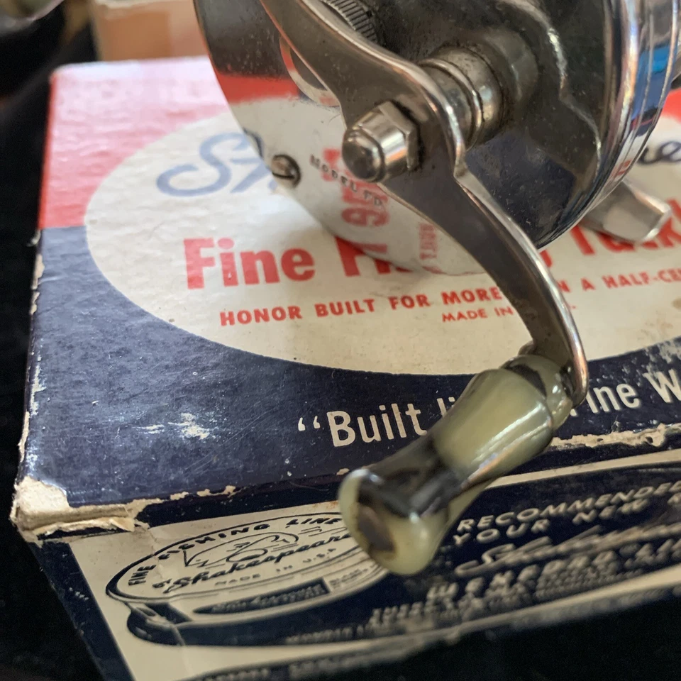 Carrete de pesca Shakespeare vintage #1909 Leader FD con caja en muy buen estado+ o mejor Foto 3 de 4