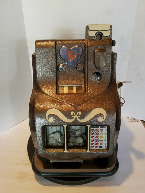 5 Cent Slot Machine With Clown Face On It