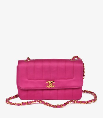 Chanel Fuchsia Vertical Quilted Velvet Small Diana Classic Single Flap  Product UK