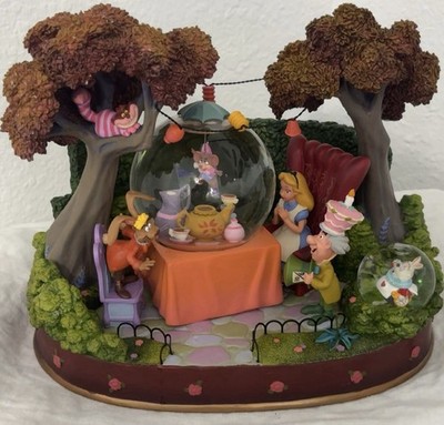 Disney Store Alice in Wonderland Mad Tea Party Double Snow Globe Music Box