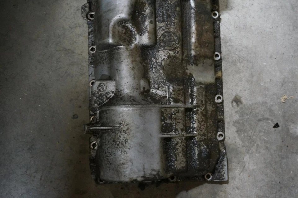 Cacerola de aceite del motor OEM BMW E46 M54 01-05 325i 330i 325ci 330ci Foto 2 de 4