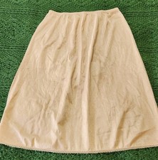 Vintage Vassarette "Underneath-It-All" Beige/Nude Half Slip Women's M Lace Trim