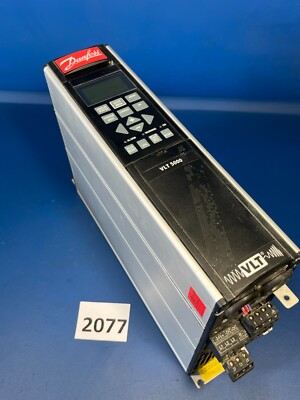 DANFOSS VLT5000  2.2kW 3HP VARIABLE SPEED DRIVE VLT5004PT5B20STR3DLF00A00COO