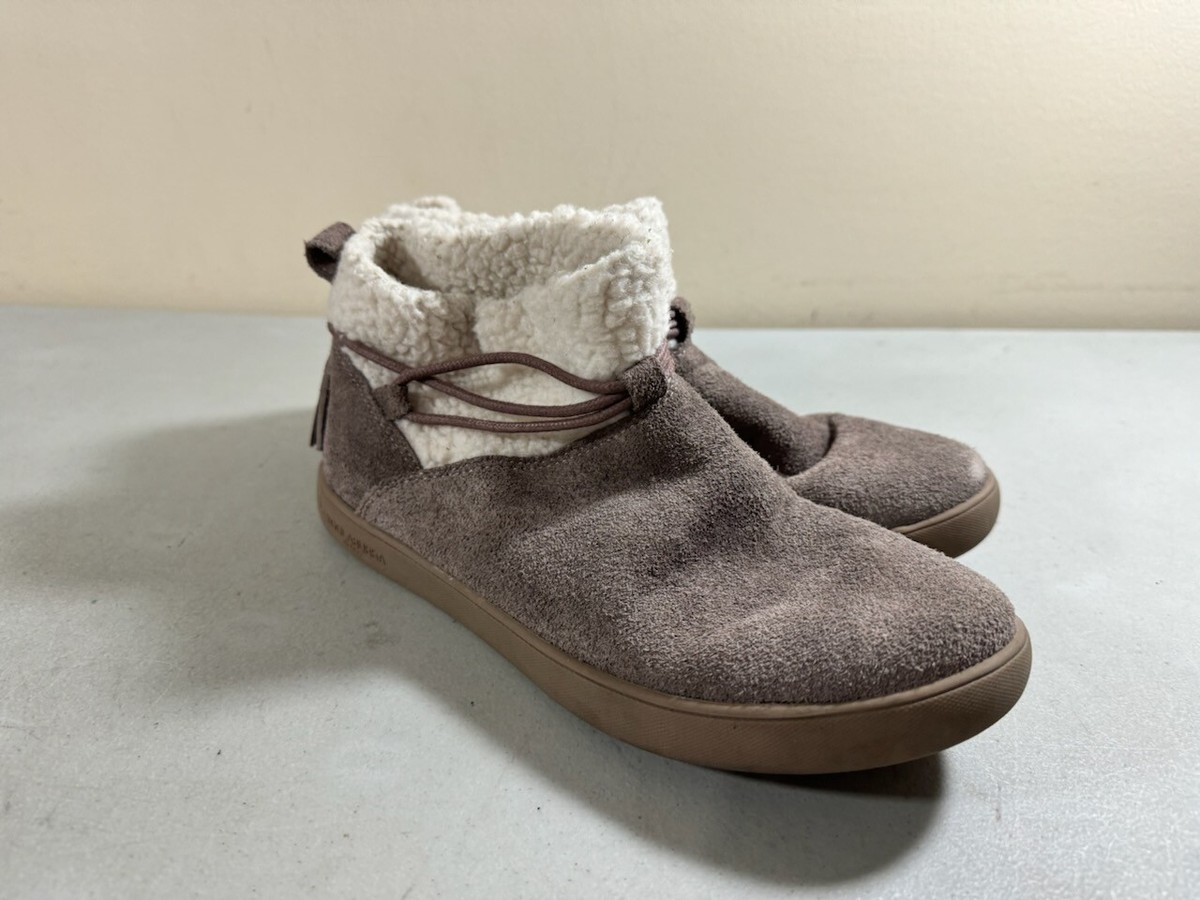 Koolaburra by UGG women's taupe suede lined Isana low ankle boots size