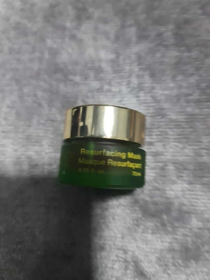 Tata Harper Resurfacing Mask 7.5ml Brand New Travel Size Brand New  - Image 2 of 4