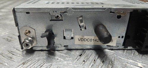 Hyundai Santa Fe MK1 2004 radio stereo CD player head unit no code - Picture 6 of 6