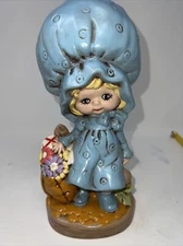 Byron Molds Ceramic 10” Blue Bonnet Girl W Bag Of Flowers And Gifts Vntg Excel