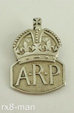 ORIGINAL WW2 ARP AIR RAID PRECAUTIONS BUTTON HOLE BADGE - LONDON 1938