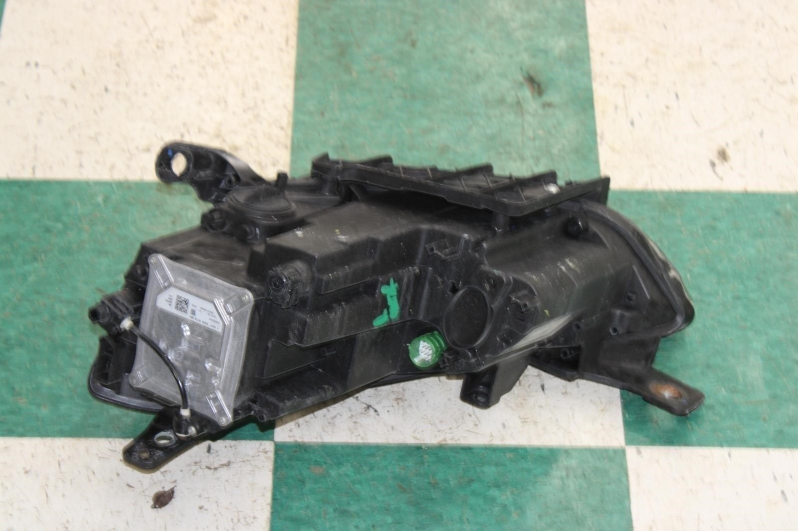 14-17 GHIBLI Xenon HID Passenger Headlight Headlamp Light Lamp Lens Factory OEM