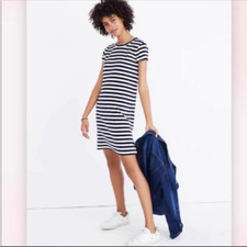 Madewell Women's Striped Velvet Dress Medium Navy White Crew Neck Short Sleeve