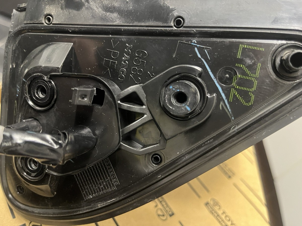 Toyota Hilux 2019 Wing Mirror 87940-0k702 | eBay
