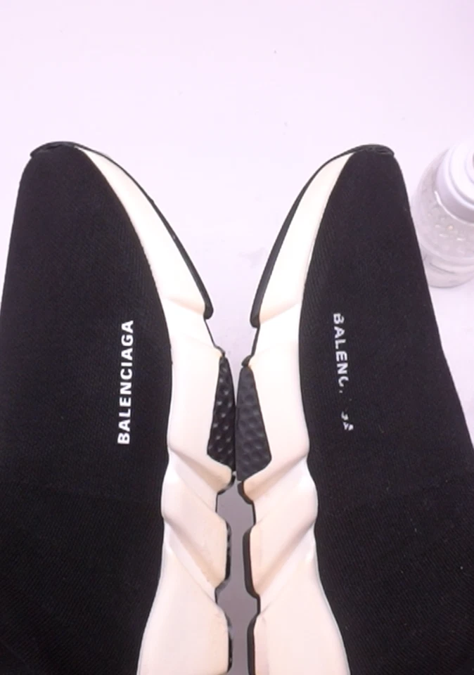 Balenciaga Speed Runner Logo Fix Blanco Vinilo Transferencia de Calor Repuesto (Paquete de 2) Foto 2 de 4