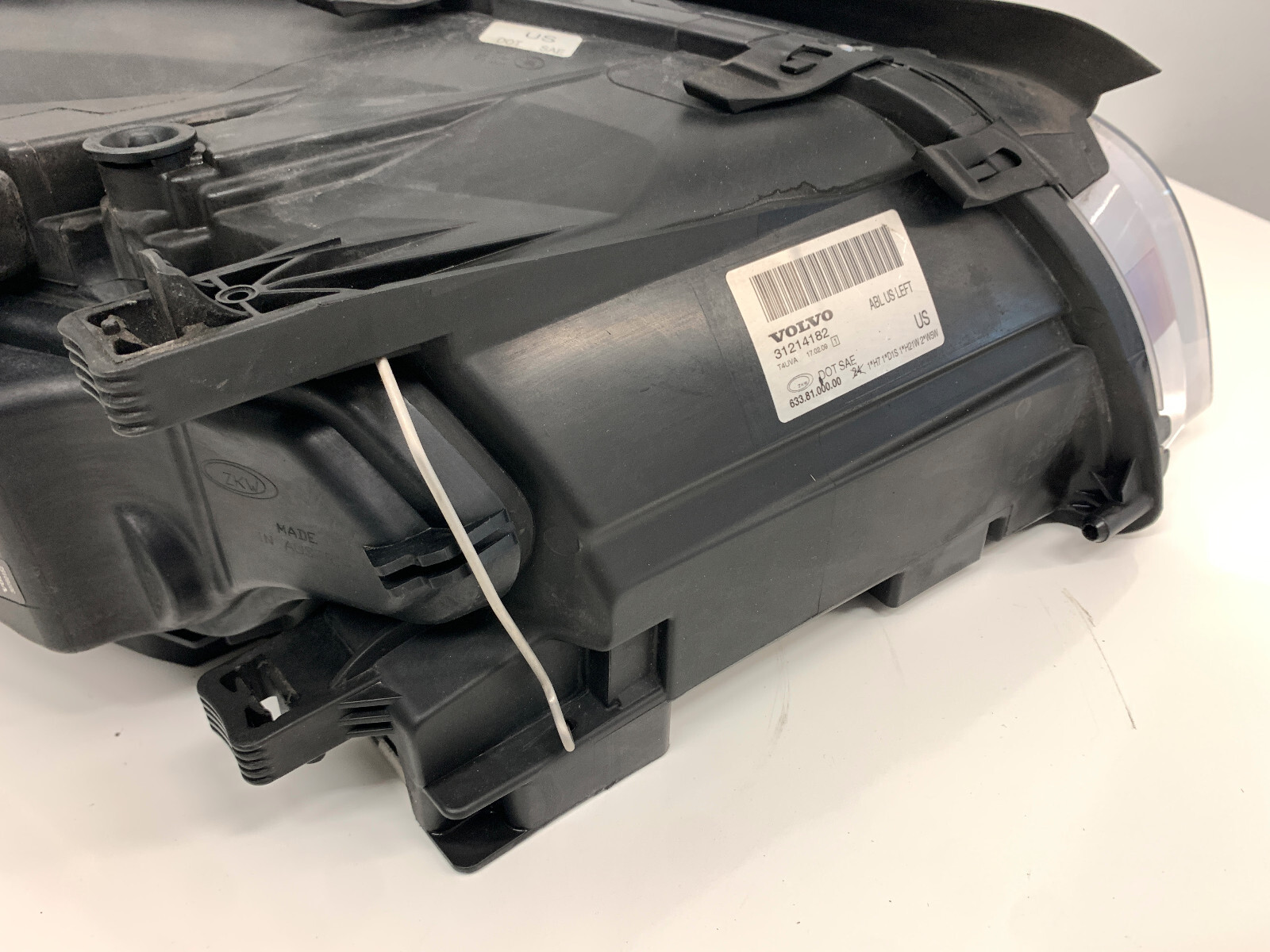 0716 Volvo S80 V70 XC70 Left Drivers Xenon Adaptive Headlight Assembly