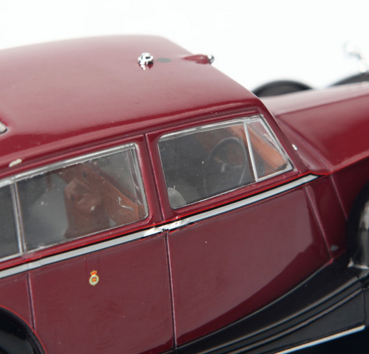 NOREV 1/43 Rolls Royce Phantom IV 1952 alloy model does not open the door.