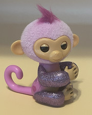 Sparkly Interactive Fingerlings Ella Baby Monkey with Makes Sounds and Reactions