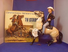 VINTAGE HARTLAND TV'S BRET MAVERICK HORSE IN 1960 BOX W/TACK, GUNS, HAT TAG