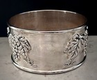 International Silver Co Bottle Coaster! Grape Cluster/Leaf Motif! Silver-Plated! — photo 2