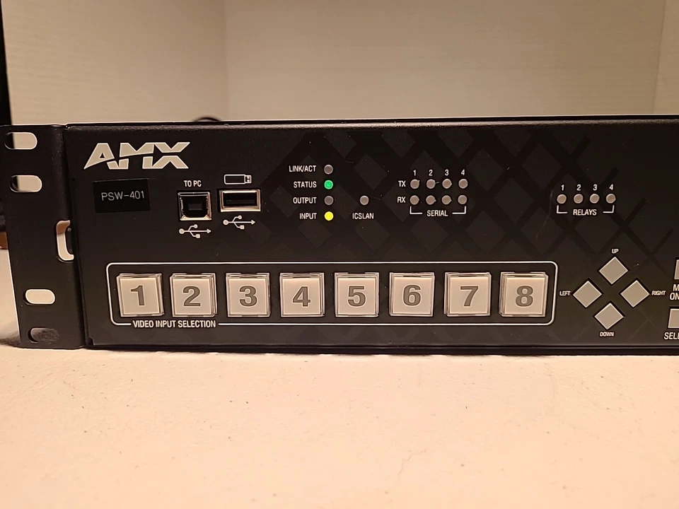 Interruptor de presentación de video digital AMX NCITE-813AC 8×1:3 4K60 4:4:4 Foto 2 de 4