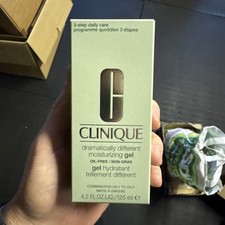 Clinique Dramatically Different Moisturizing Gel, Oil-Free, 125ml