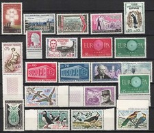 FRANCE 1960 - Lot neuf (**) n° 1245-1259à1256-1263a-1271-1273a-1298-129 neuf(**)