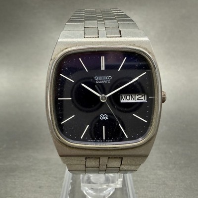 70s Vintage Seiko SQ quartz スクエア デイデイト Seiko SQ Watch Men 32mm Blue Dial Silver Tone Daydate Rectangle
