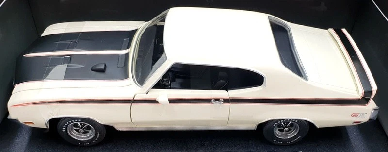 Sun Star AC 1/18 escala 5701 - 1970 Buick GSX - Apollo blanco Foto 3 de 4